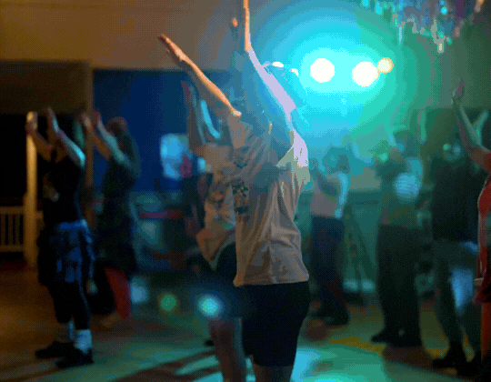 Calling show ponies and scaredy-cats to the stage